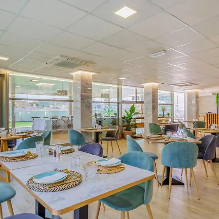 Hotel Cullera Holiday 4*