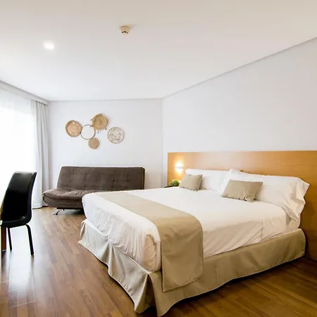 Cullera Holiday Hotel 4*