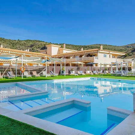 Cullera Holiday מלון 4*