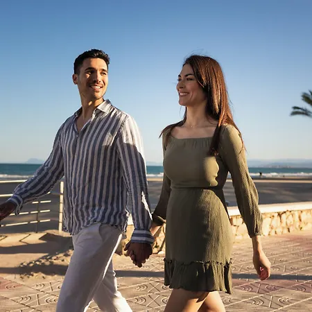 מלון Cullera Holiday 4*