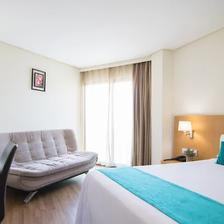 Cullera Holiday Hotel