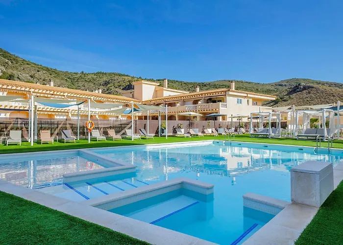 Cullera Holiday Hotel 4*